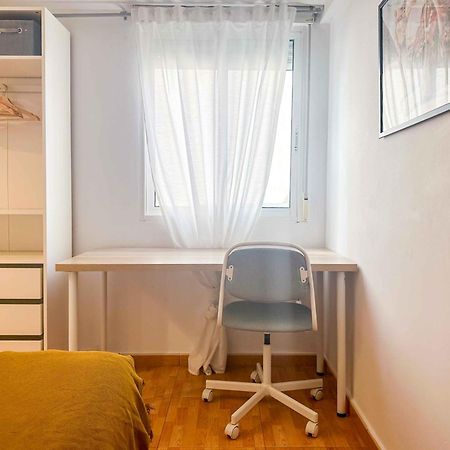 Amplio Apartamento En Pleno Corazon De Alicante Esterno foto