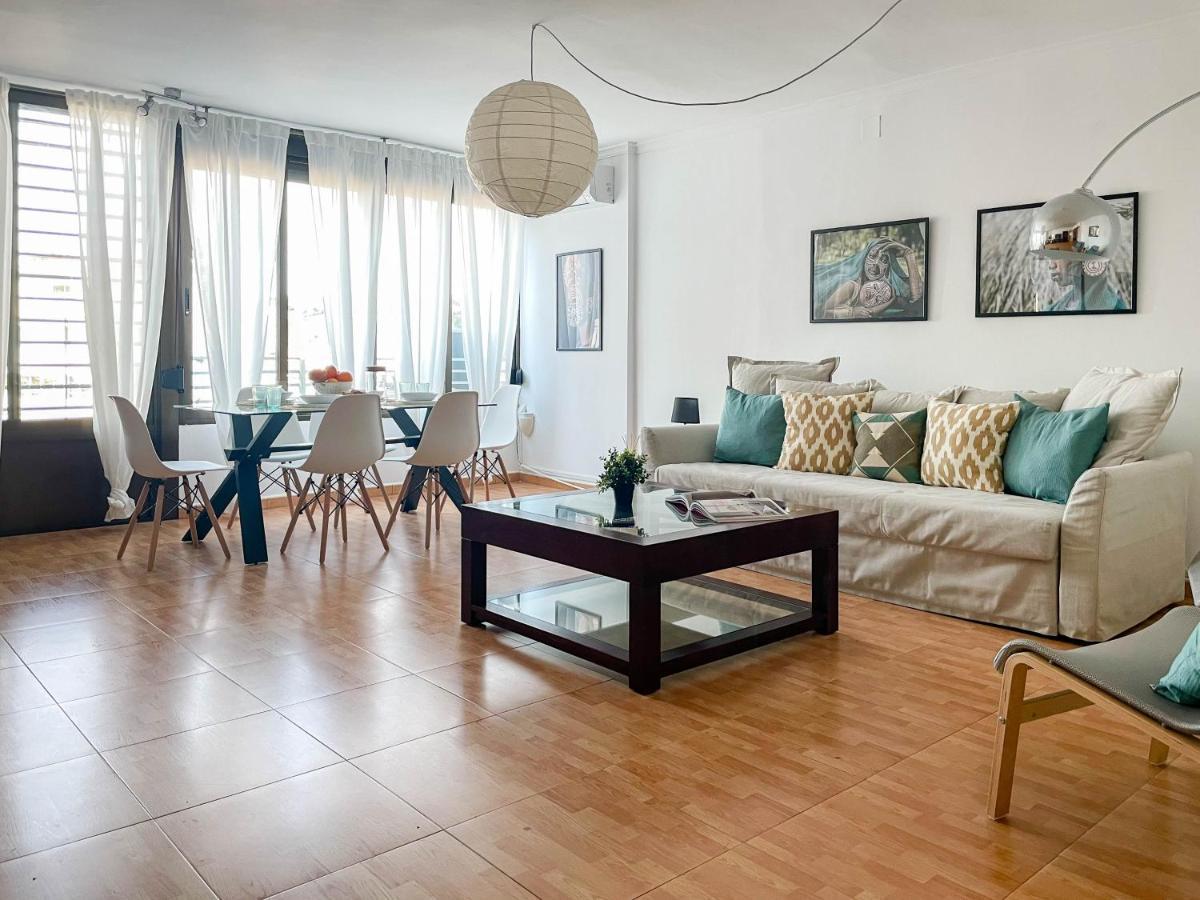 Amplio Apartamento En Pleno Corazon De Alicante Esterno foto