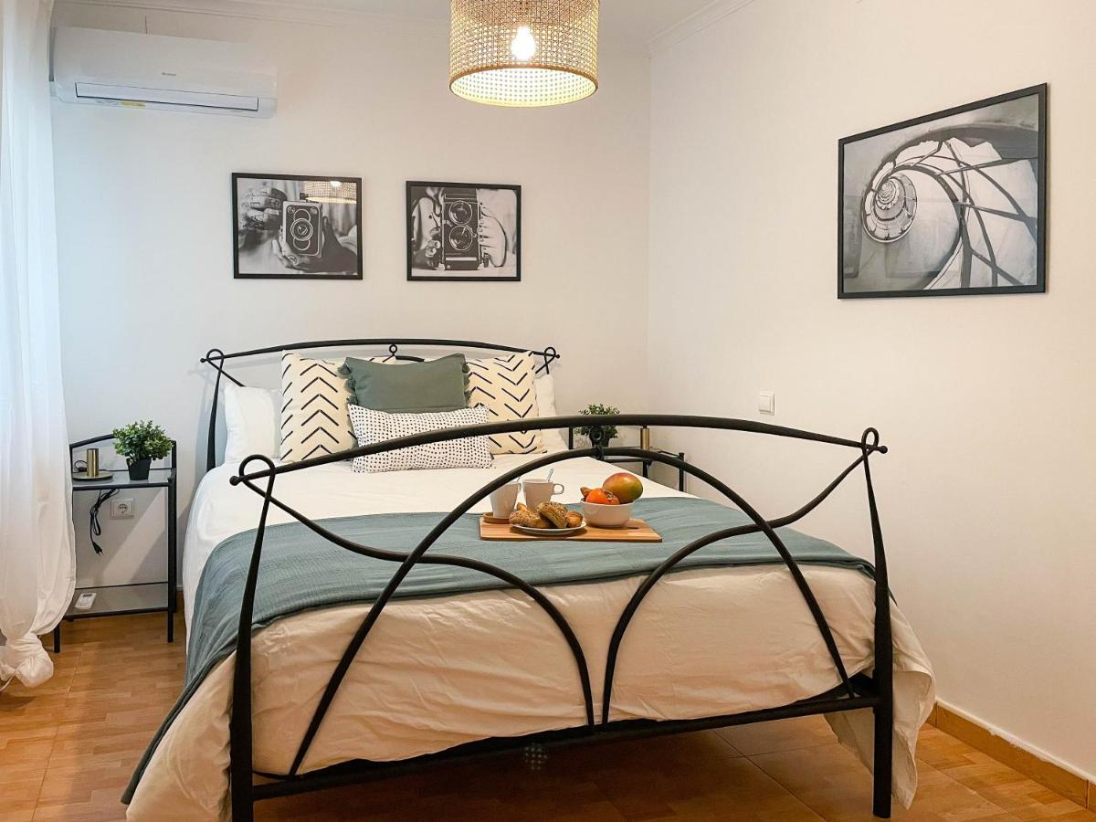 Amplio Apartamento En Pleno Corazon De Alicante Esterno foto